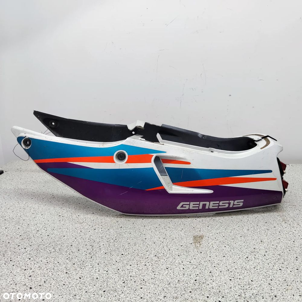 Owiewka, osłona, bok, boczek, ogon, zadupek, lampa tył, tylna Yamaha FZR 600 FZR600 - 11