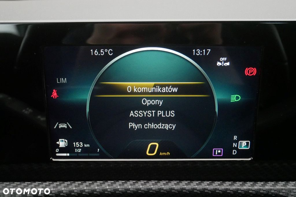 Mercedes-Benz CLA - 9