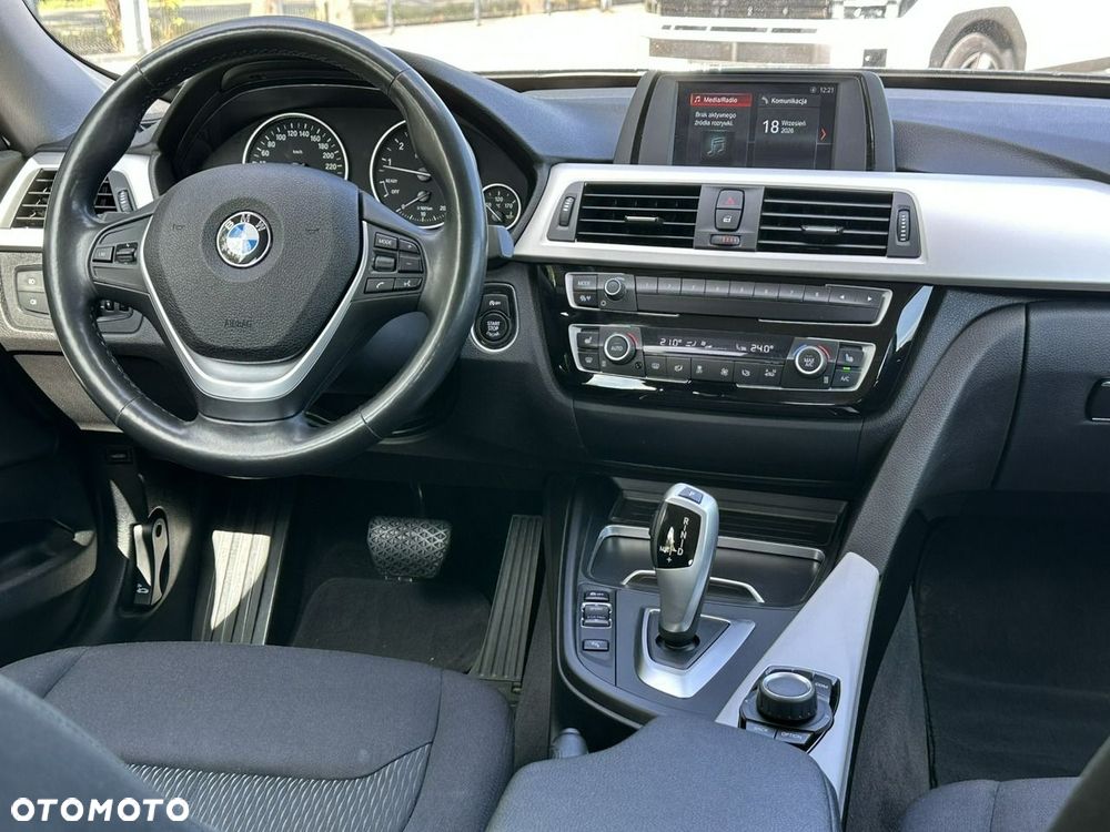 BMW 3GT 320i Advantage - 20