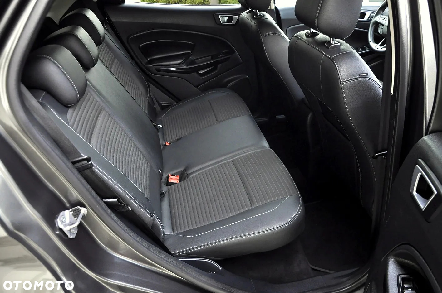 Ford EcoSport 1.0 EcoBoost TITANIUM X - 11