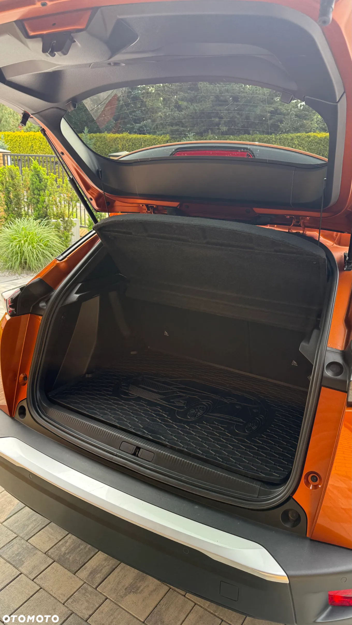 Peugeot 2008 e-2008 Allure Pack - 17
