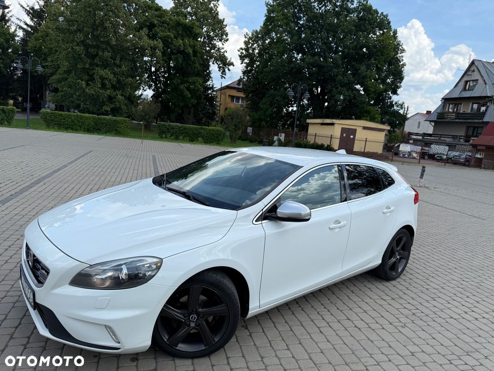 Volvo V40 D2 R-Design Summum - 12