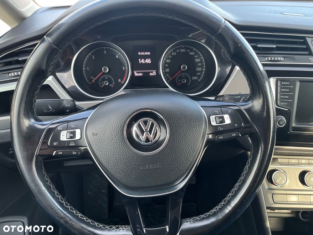 Volkswagen Touran 1.6 TDI SCR (BlueMotion Technology) DSG Trendline - 19