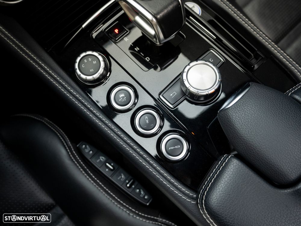 Mercedes-Benz CLS 63 AMG S Shooting Brake 4-Matic - 32