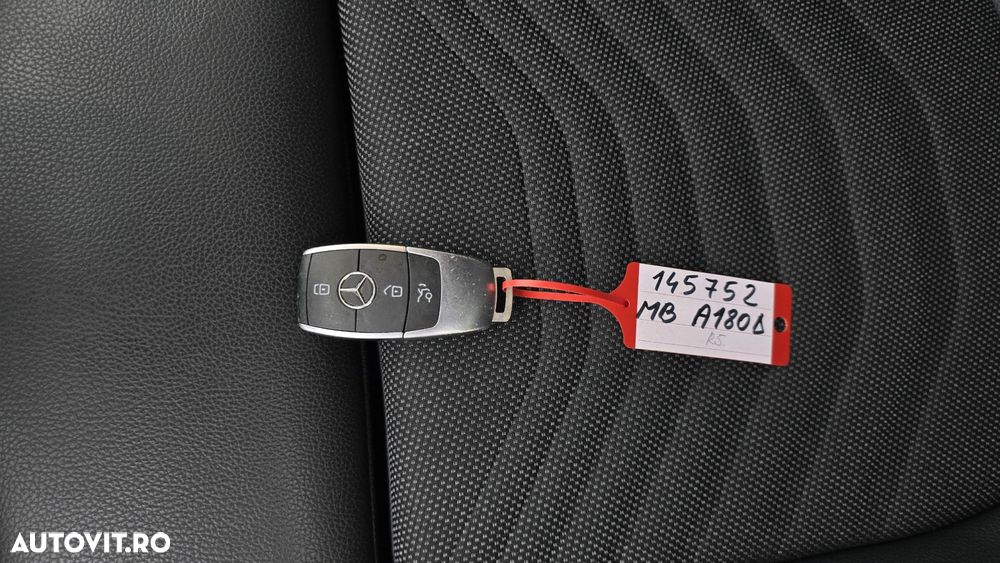 Mercedes-Benz A 180 - 21