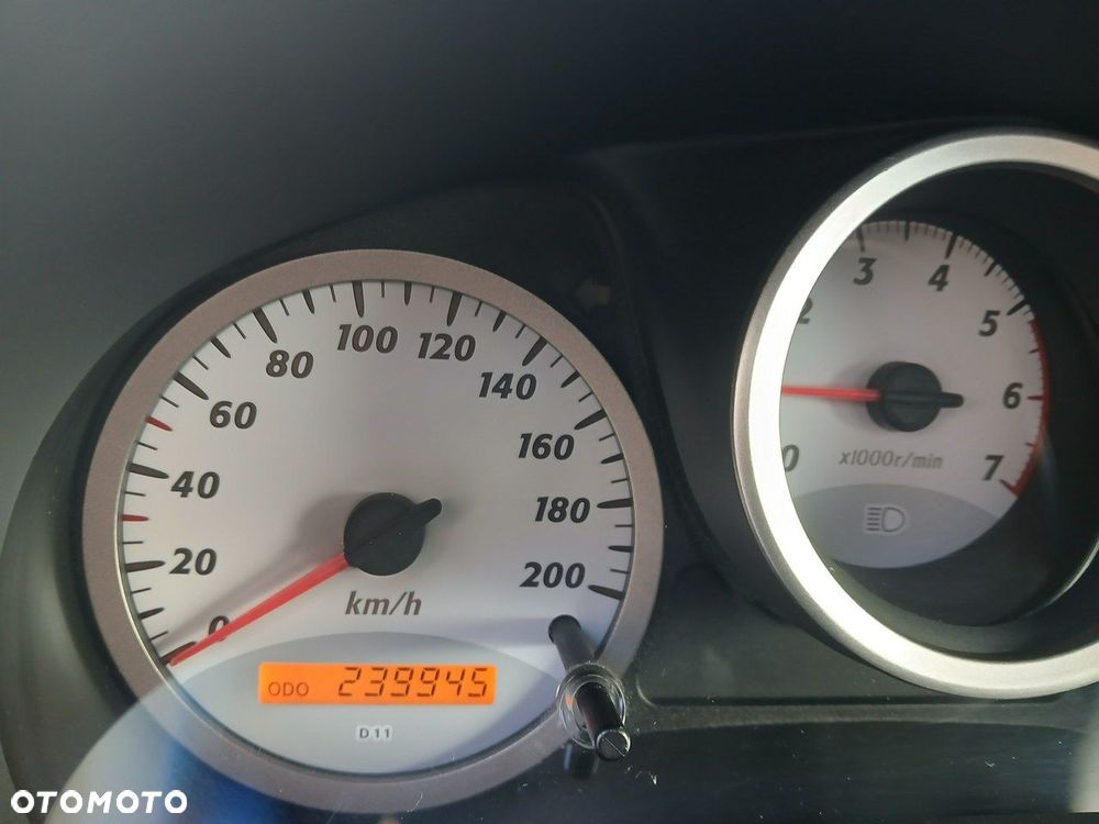 Toyota RAV4 D-4D 4x4 - 27