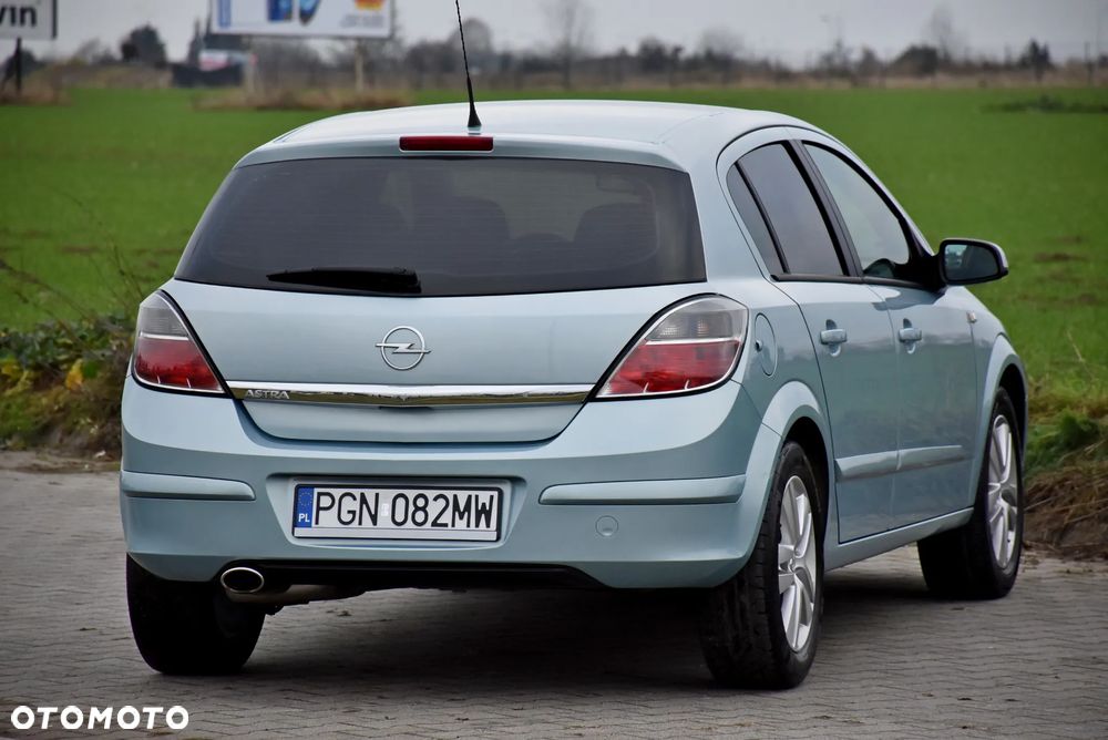 Opel Astra 1.8 Innovation - 8