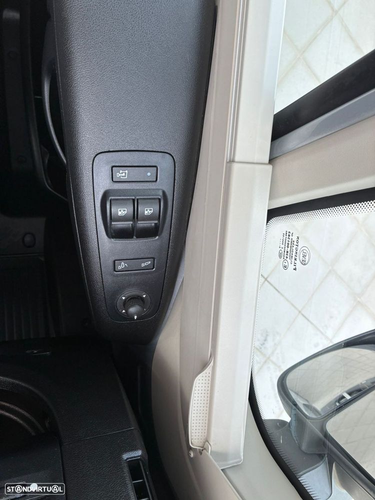 Citroen Jumper 2.0 BlueHDi 35 L4 CD - 14