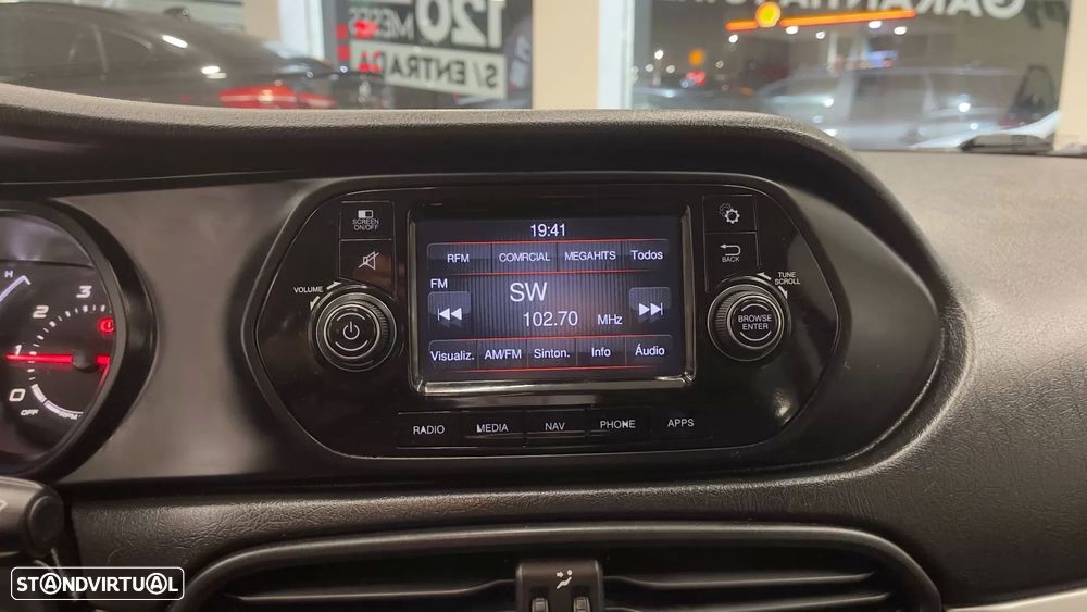 Fiat Tipo 1.3 M-Jet Easy J17 - 24