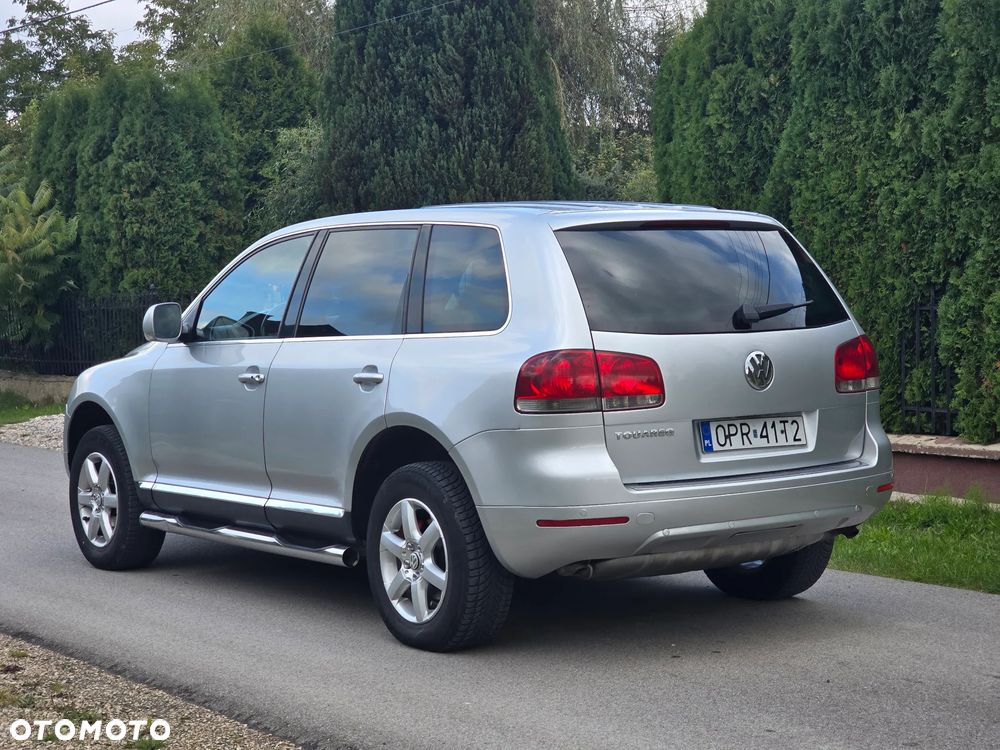 Volkswagen Touareg 2.5 R5 TDI Tiptr - 4
