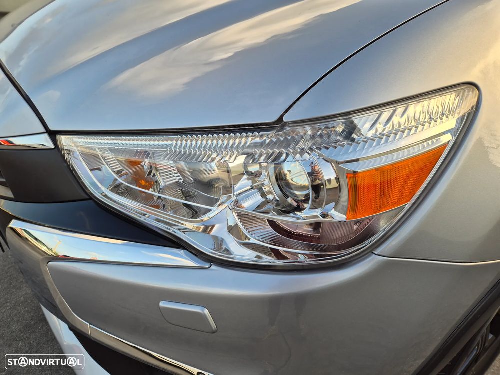 Mitsubishi ASX 1.6 DI-D Intense Black Edition - 16