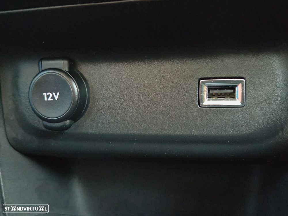 Citroën C3 1.2 PureTech C-Series - 41