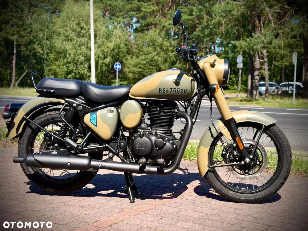 Royal Enfield Classic - 1