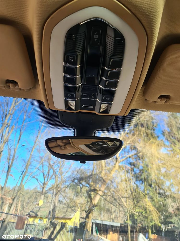 Porsche Cayenne Diesel - 13