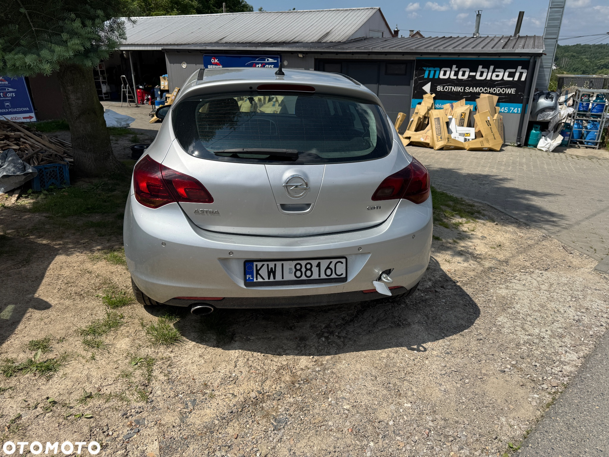 Opel Astra IV 2.0 CDTI Cosmo - 2