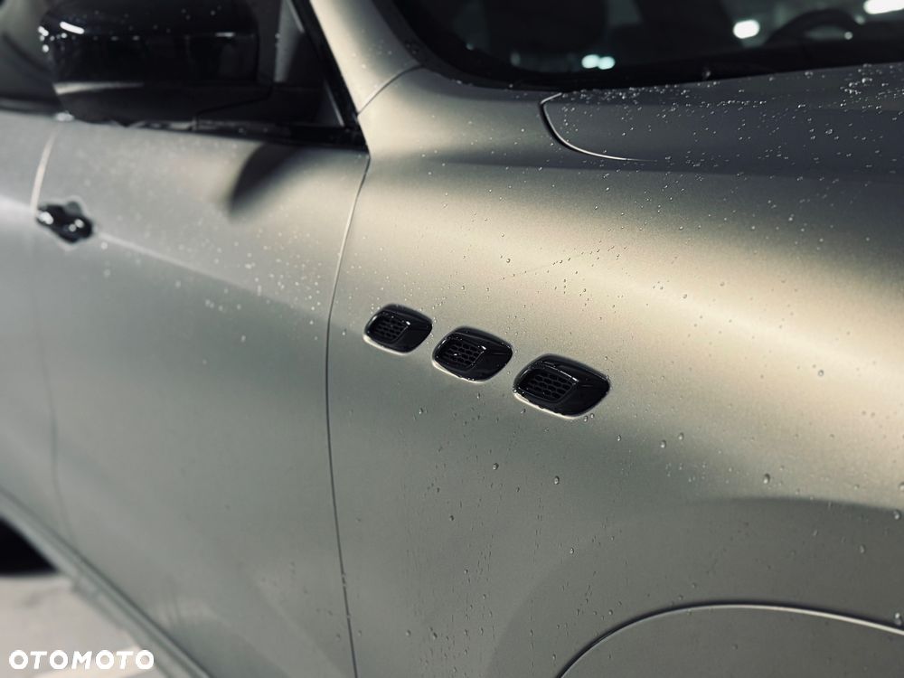 Maserati Levante S Q4 GranLusso - 13