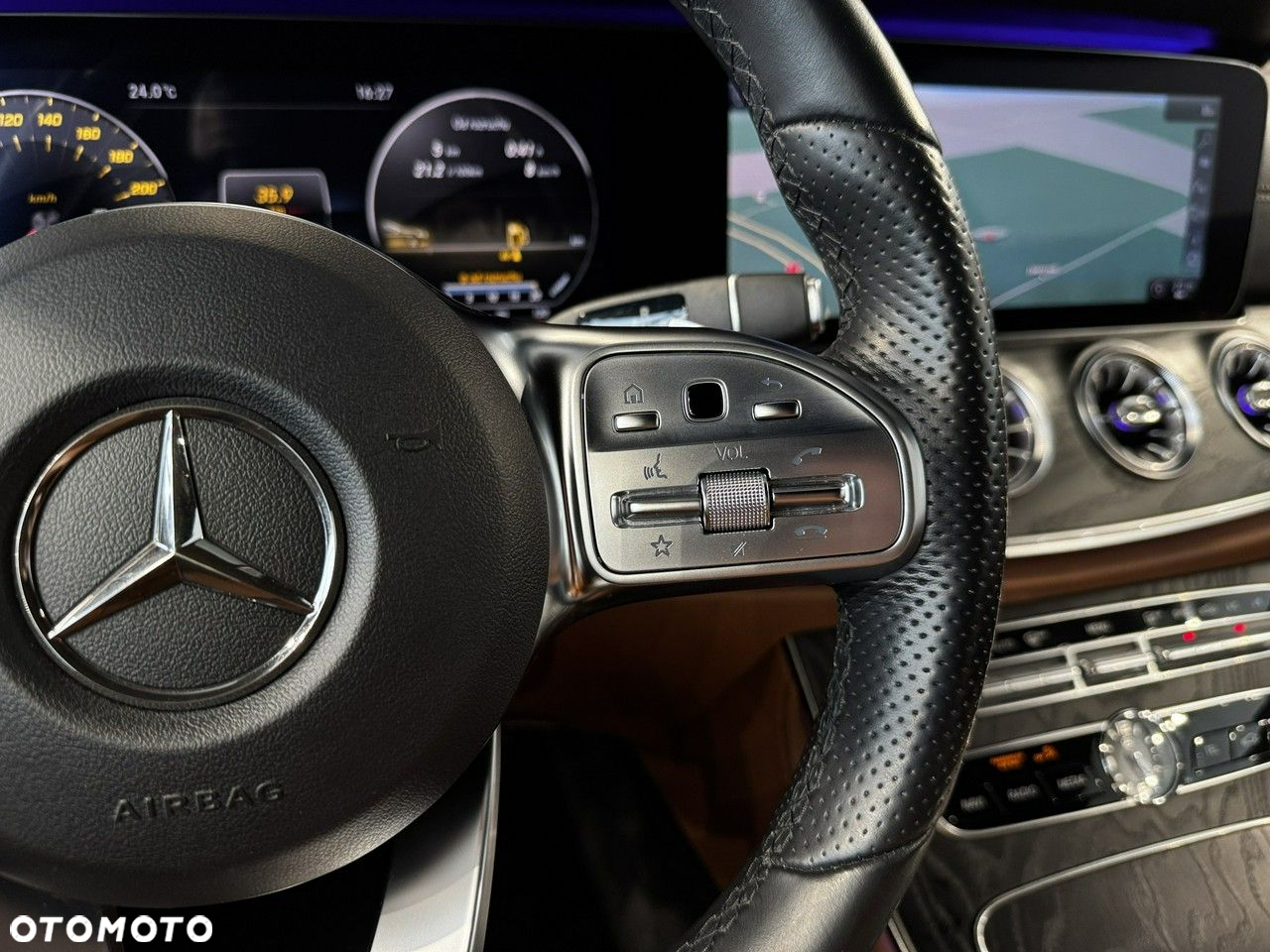 Mercedes-Benz Klasa E - 22