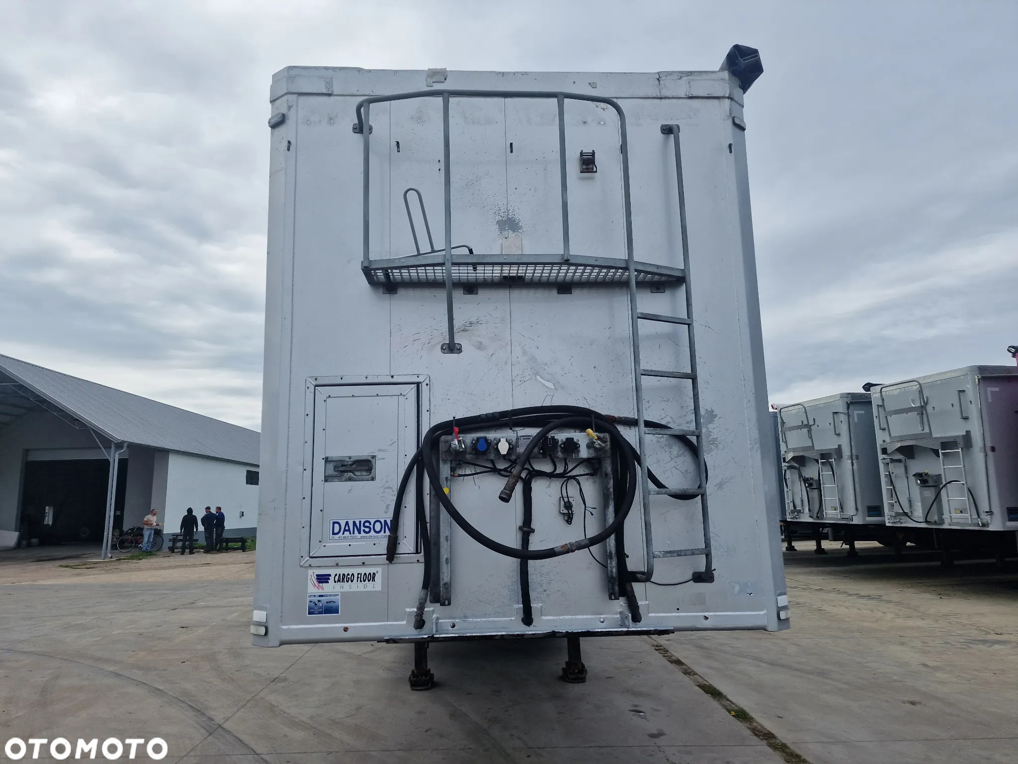 Danson Ruchoma podłoga OTWIERANY BOK 2017 rok - 8