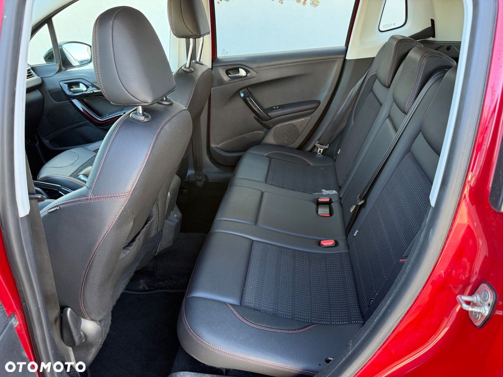 Peugeot 2008 1.2 Pure Tech Active S&S EAT6 - 15