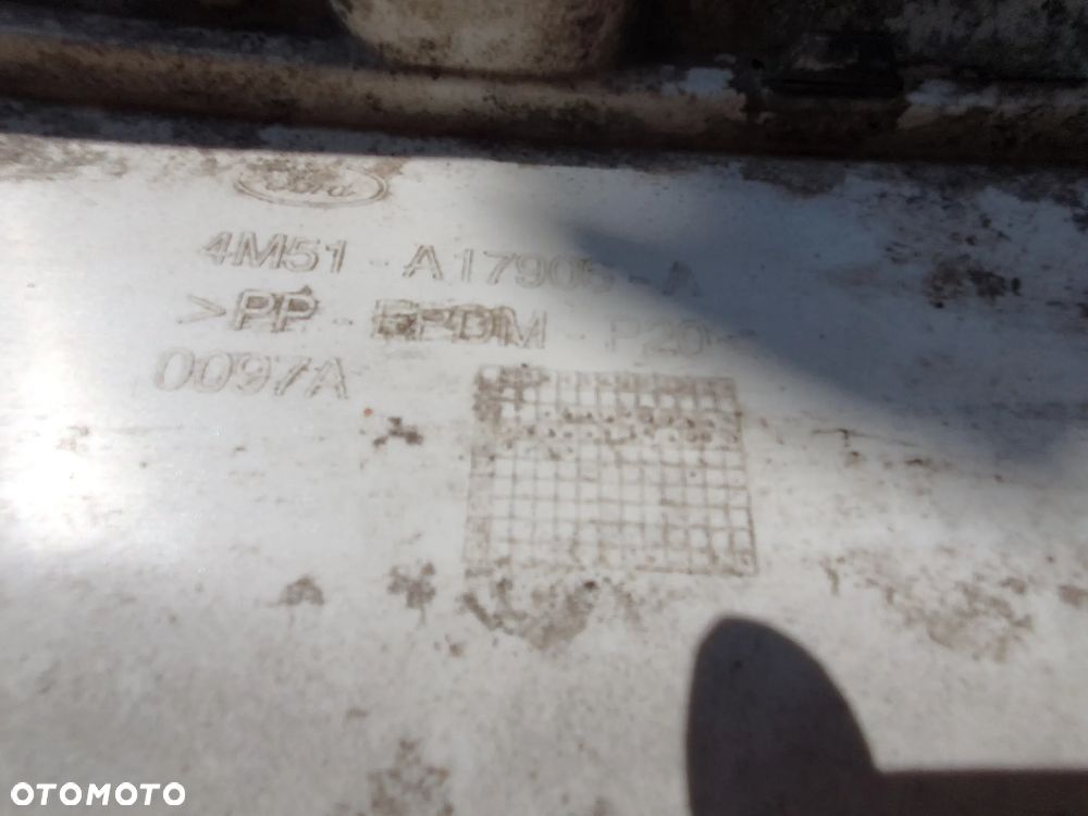 Ford Focus Zderzak tylny 4M51A17906A tył - 7