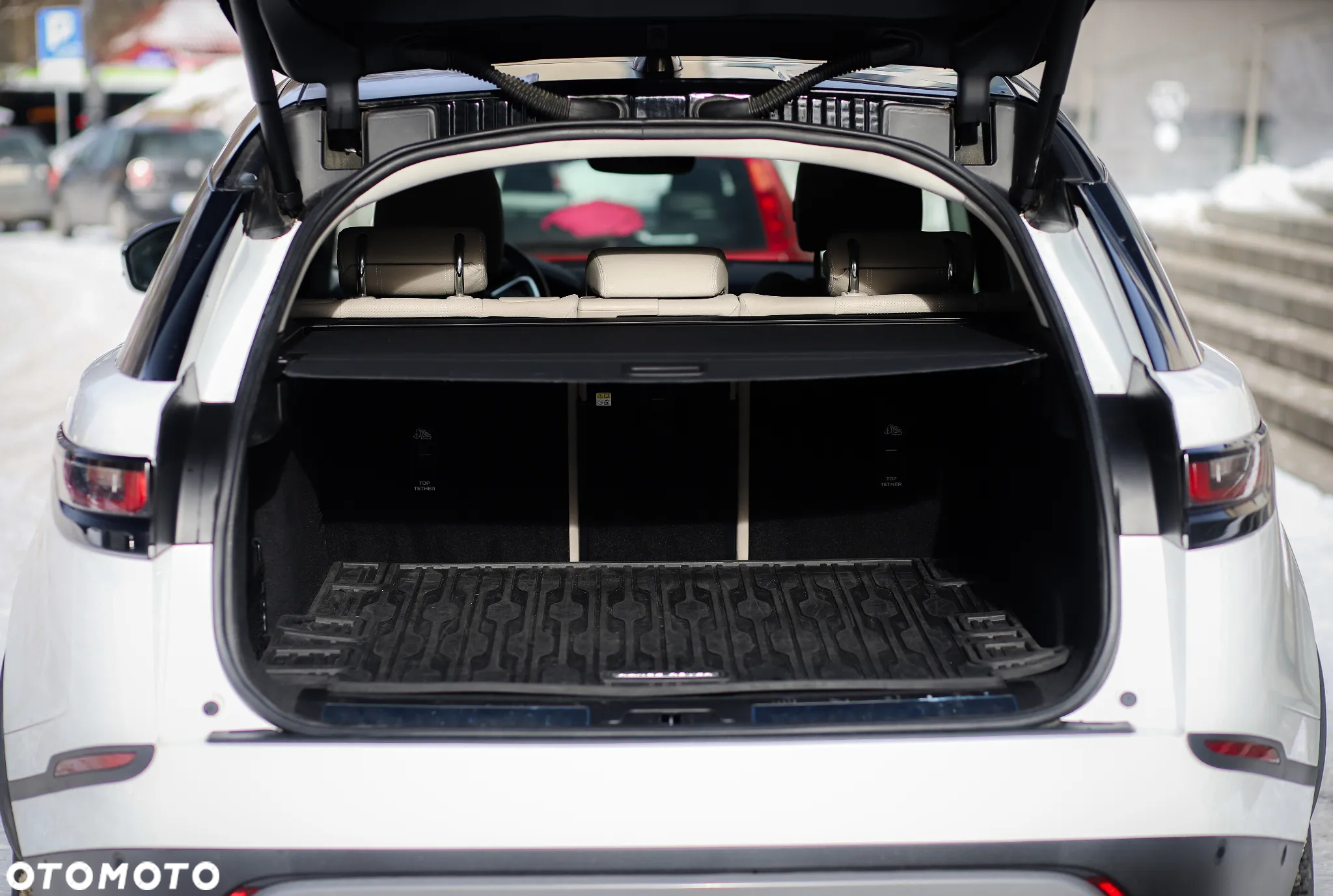 Land Rover Range Rover Velar 2.0 P250 R-Dynamic S - 16
