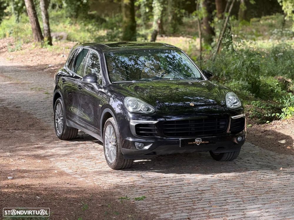 Porsche Cayenne S E-Hybrid Platinum Edition - 37