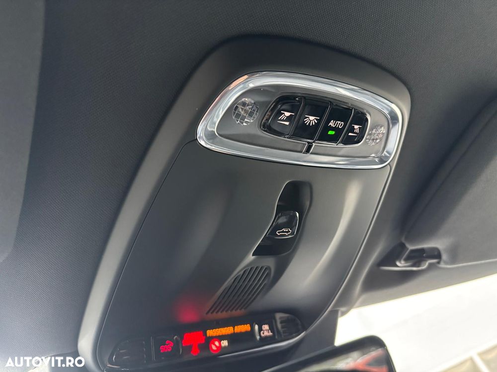 Volvo XC 90 D5 AWD Inscription - 34
