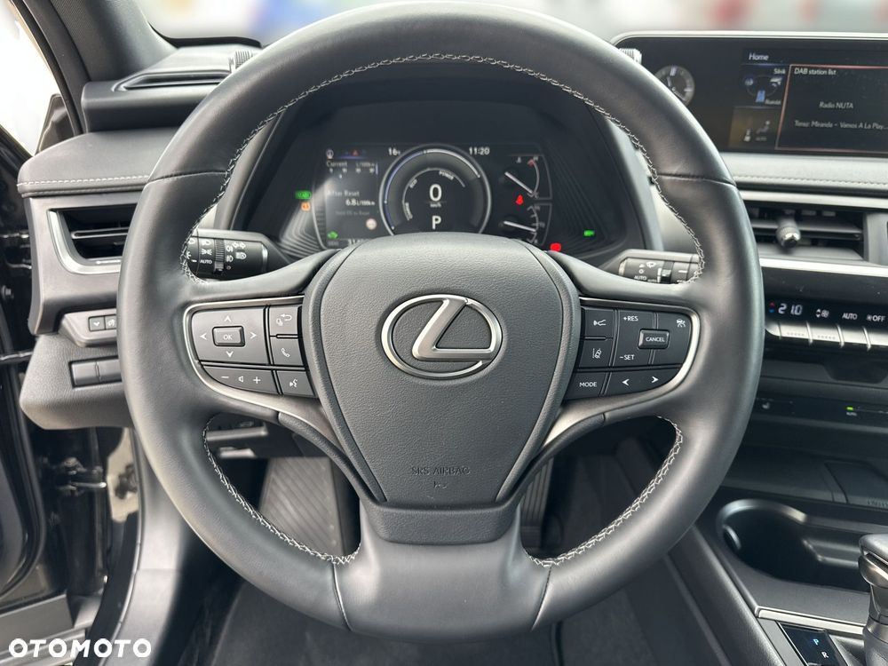 Lexus UX 250h GPF F Impression 2WD - 15