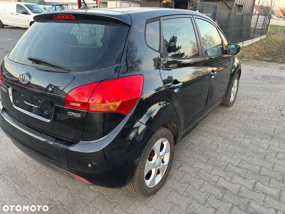 Kia Venga - 4