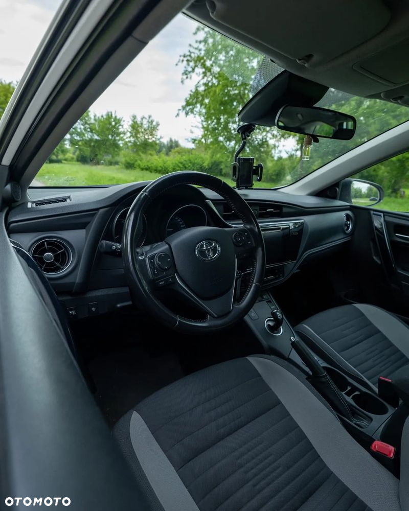 Toyota Auris 1.8 VVT-i Hybrid Automatik Design Edition - 14