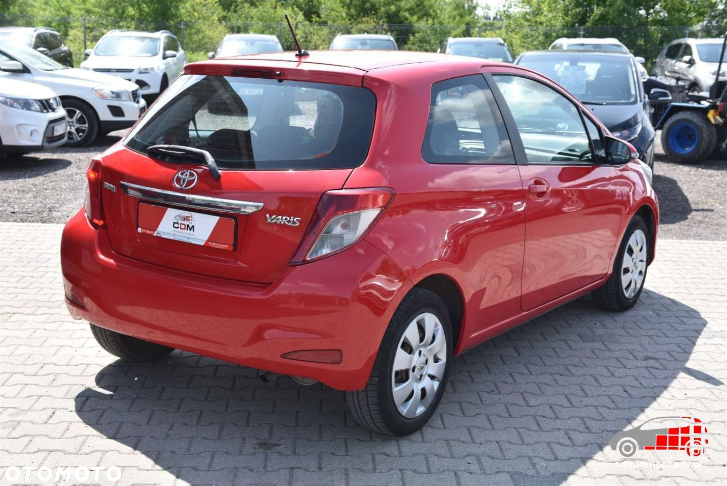 Toyota Yaris - 10