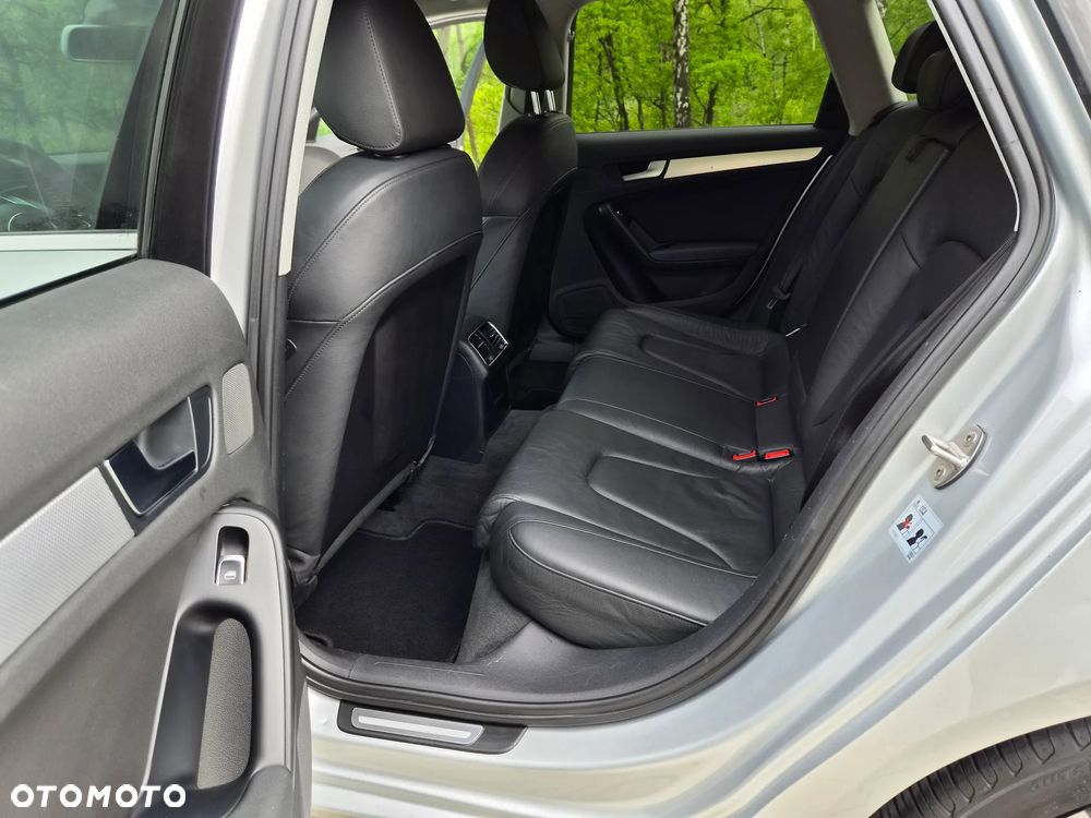 Audi A4 Avant 2.0 TDI DPF S line Sportpaket - 6