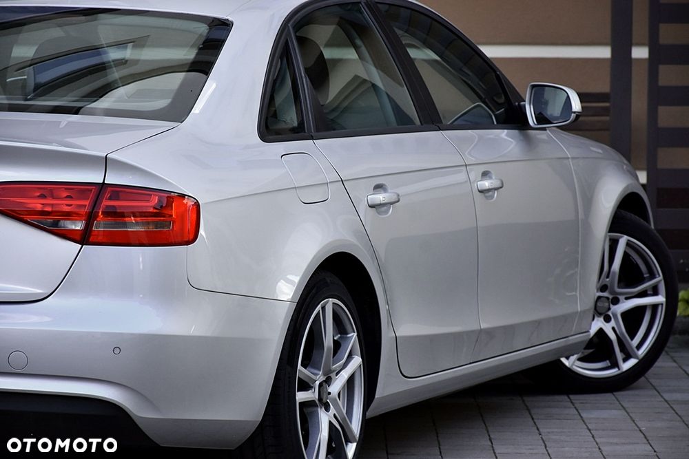 Audi A4 Limousine 1.8 TFSI Attraction - 11