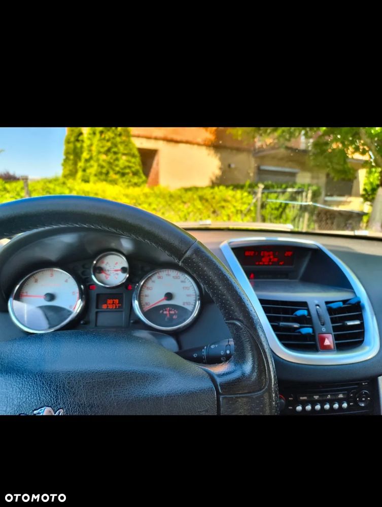 Peugeot 207 1.6 HDi Trendy - 2