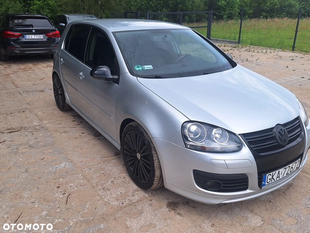 Volkswagen Golf - 2