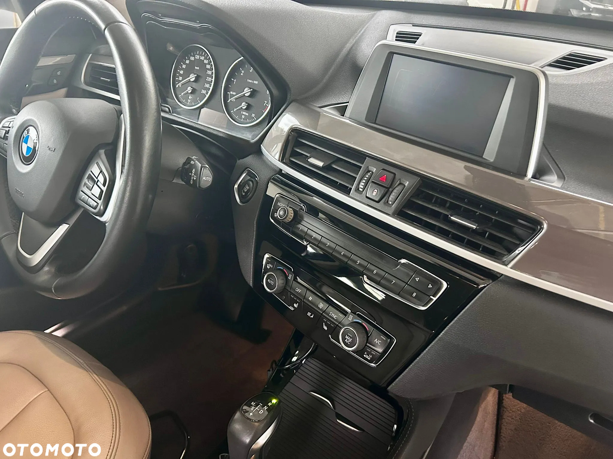 BMW X1 xDrive20i - 5