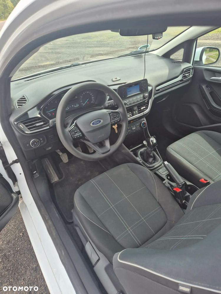 Ford Fiesta 1.1 S&S TREND - 5