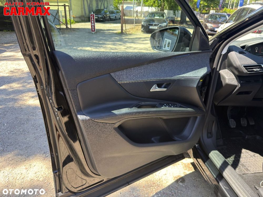 Peugeot 3008 - 11