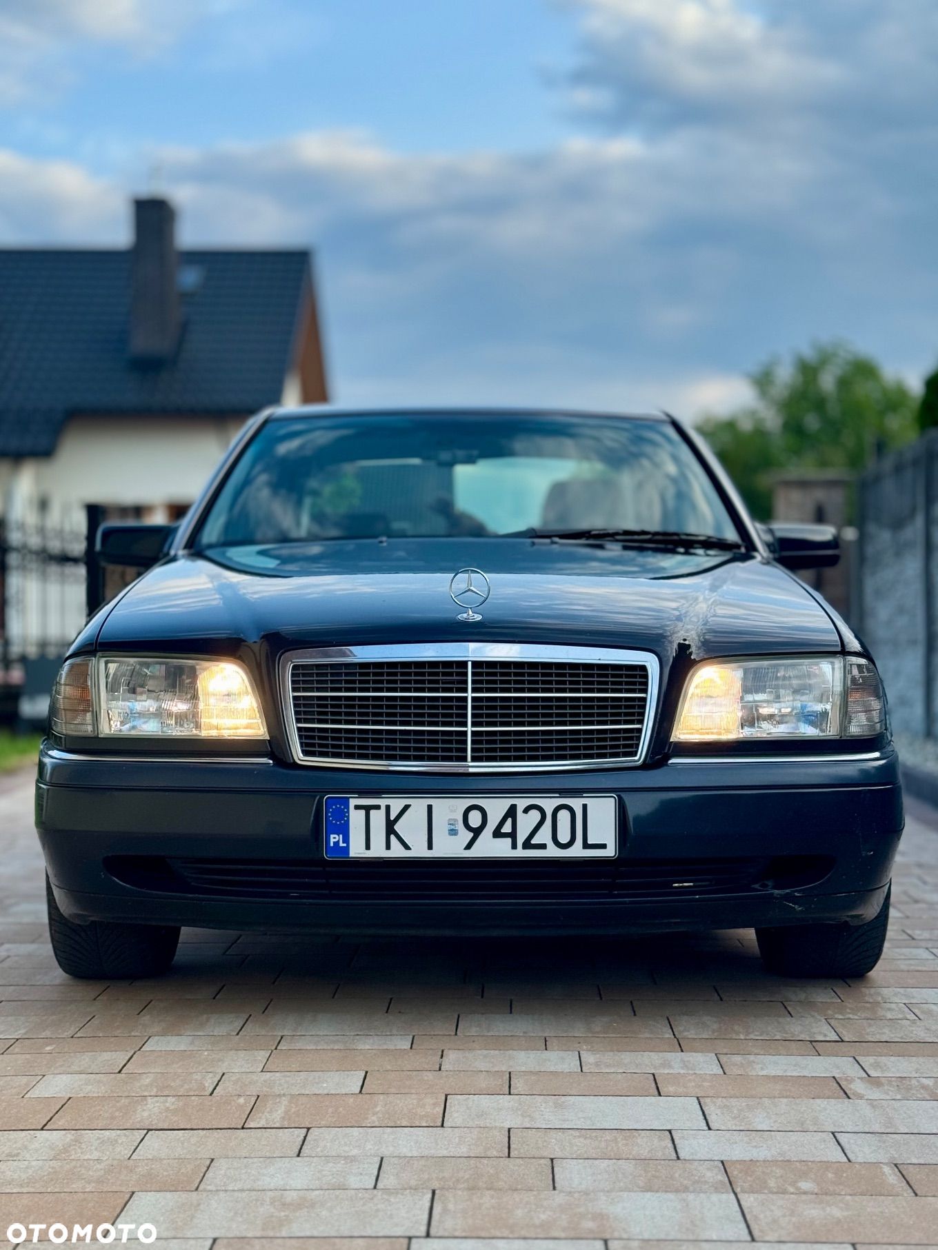 Mercedes-Benz Klasa C 250 D Elegance - 1