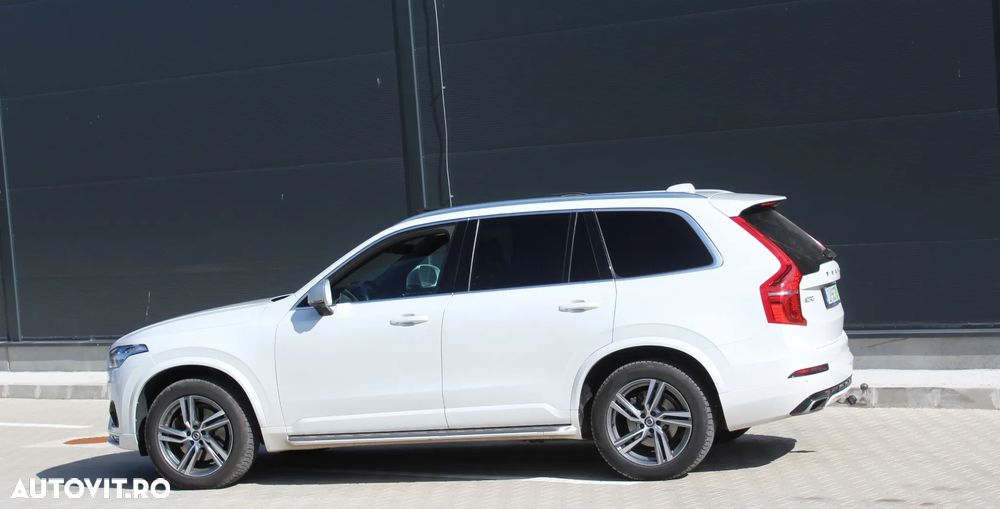 Volvo XC 90 D5 AWD Geartronic RDesign - 9