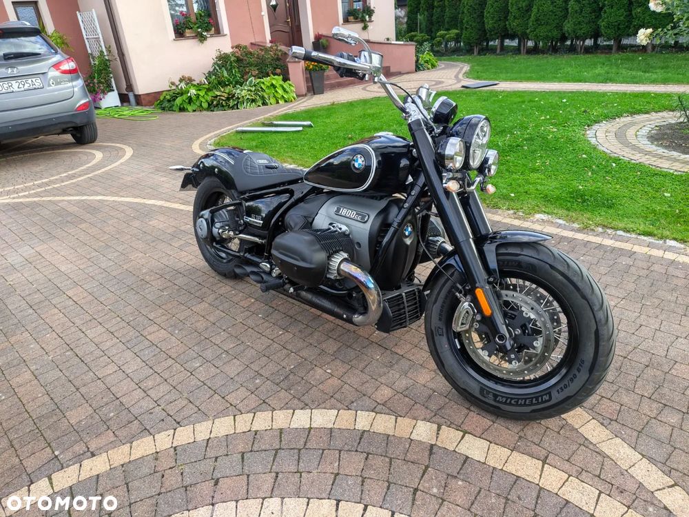 BMW R - 1