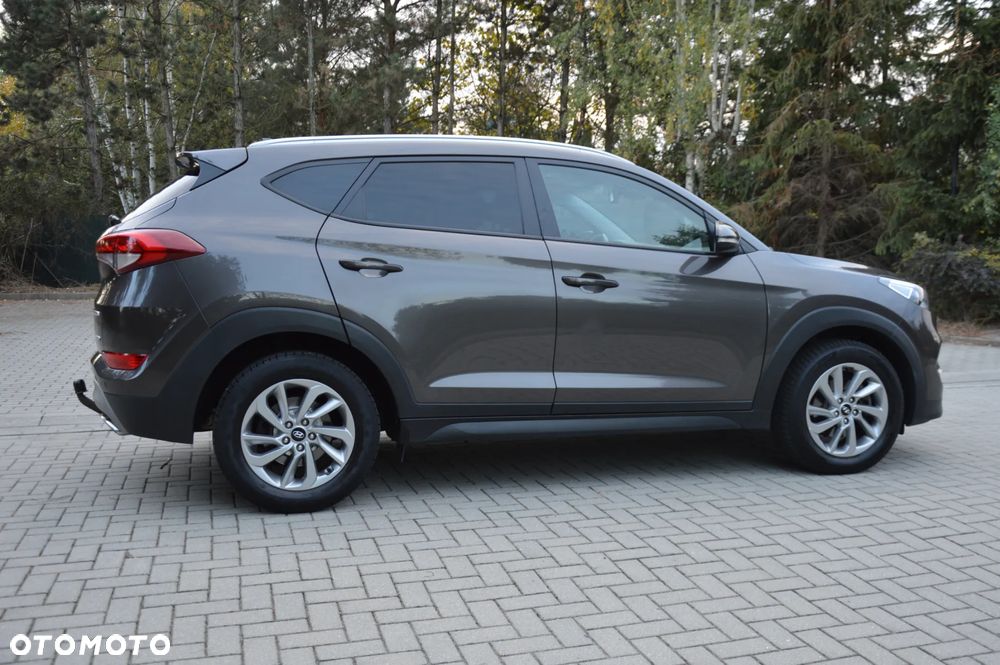 Hyundai Tucson 2.0 CRDi 4WD Automatik Advantage - 6