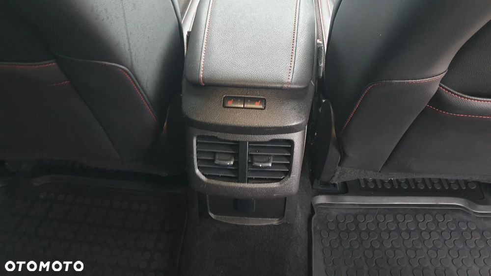 Ford Mondeo 2.0 Hybrid ST-Line X - 14