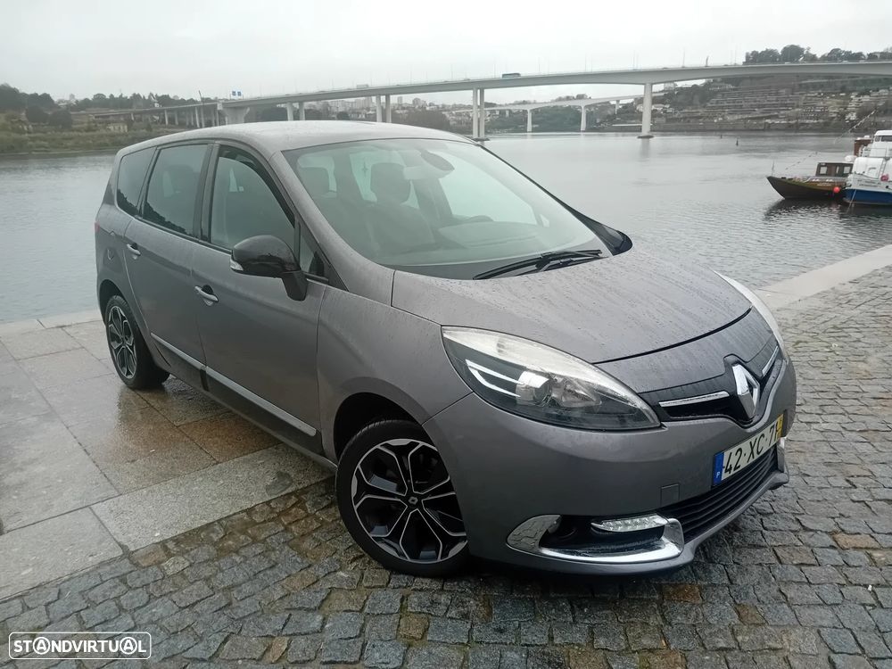 Renault Grand Scénic 1.5 dCi Bose Edition SS - 10