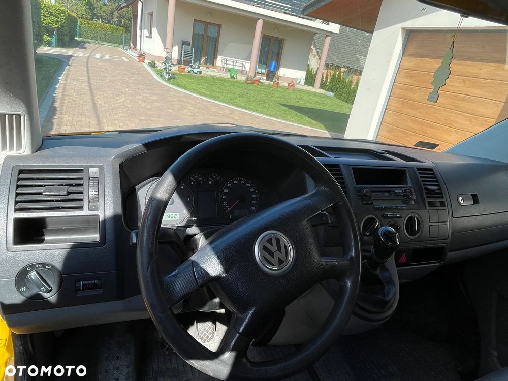 Volkswagen T5 - 3