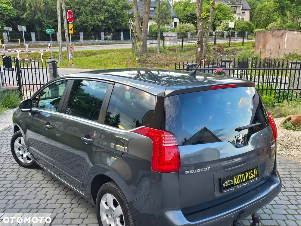 Peugeot 5008 - 17