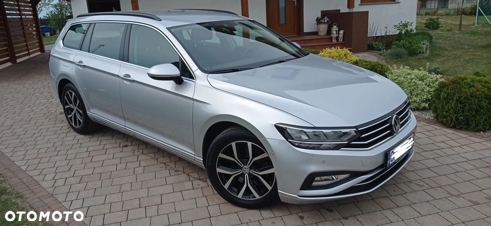 Volkswagen Passat Variant 2.0 TDI SCR DSG Business - 10