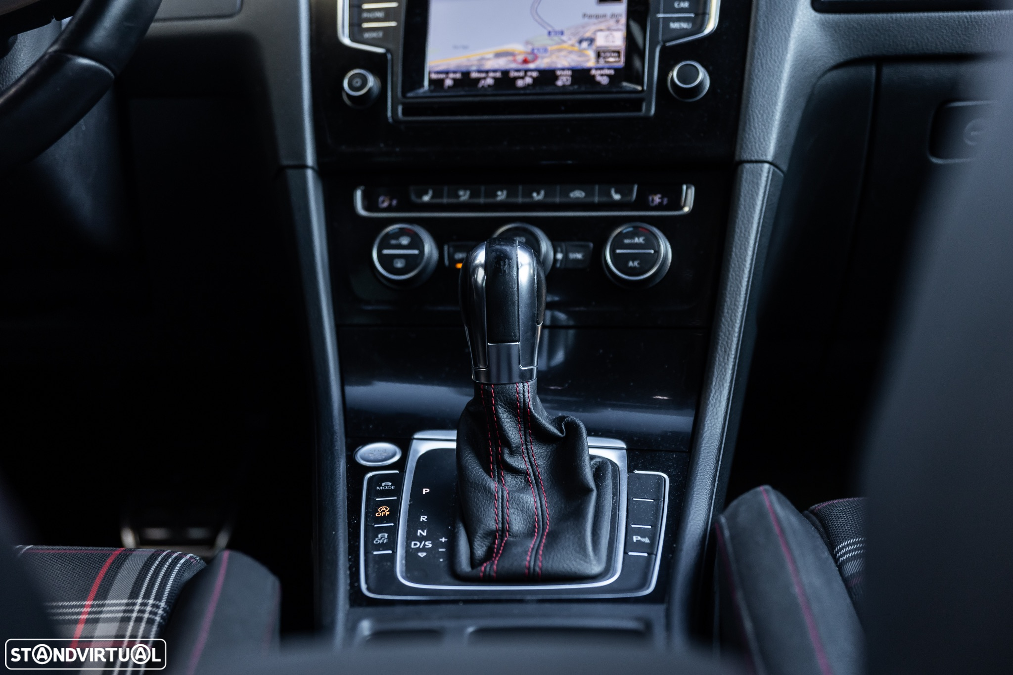 VW Golf 2.0 TSi GTi DSG Performance - 22