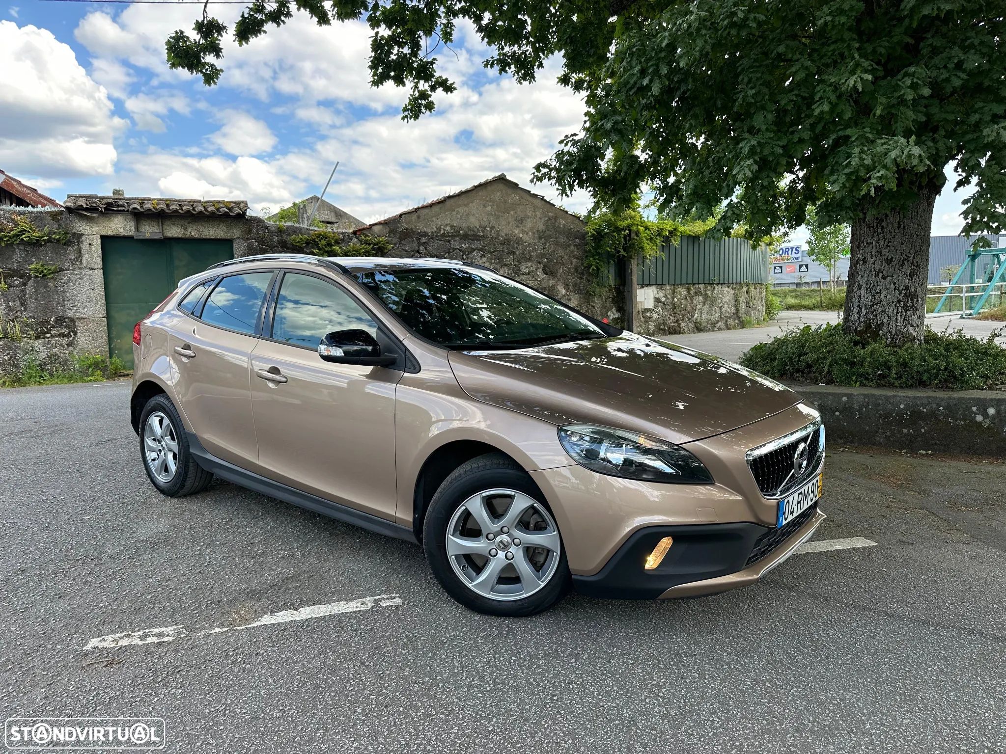 Volvo V40 Cross Country 2.0 D2 Pro Geartronic - 1