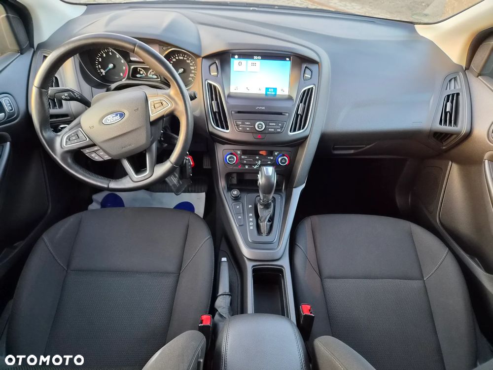 Ford Focus - 11